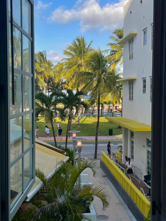 Beachfront Apt In Carlyle Hotel On Ocean Drive Miami Beach Exterior foto